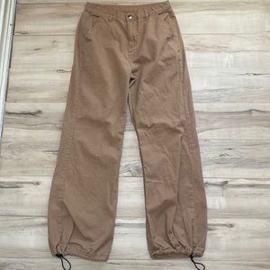 Shein Womens L Khaki Wide Leg Jeans With bungee on the Cuffs. So cute.